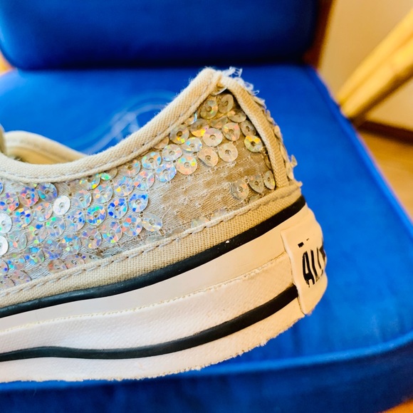 Converse Rainbow Sequined Chuck Taylor Low Tops 6 - Picture 9 of 9